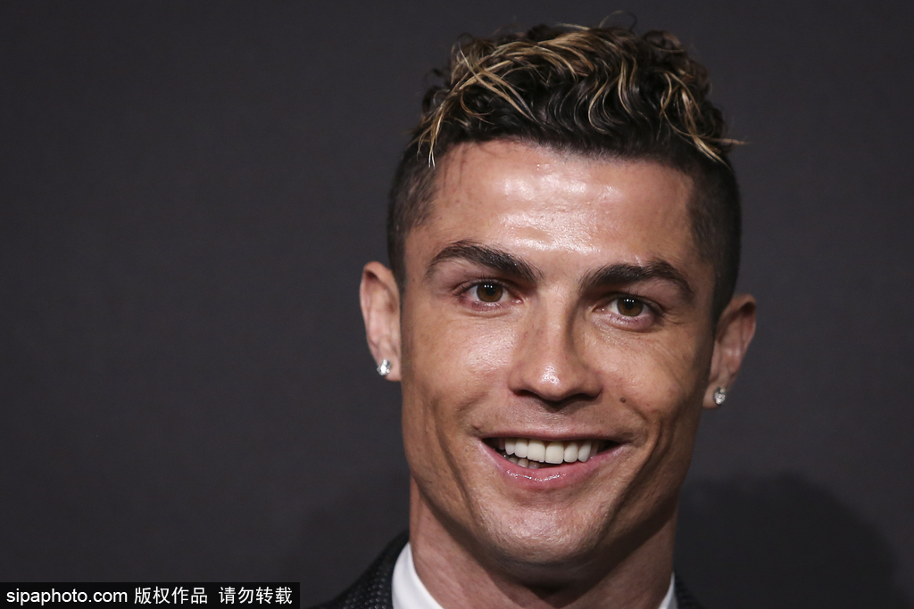 本赛季云南玉昆主场场均观众超2.2万人，带动直接消费2.3亿元