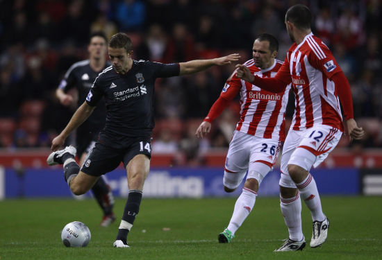 那不勒斯官方：洛博特卡在意杯赛前热身时左腿后胫肌拉伤