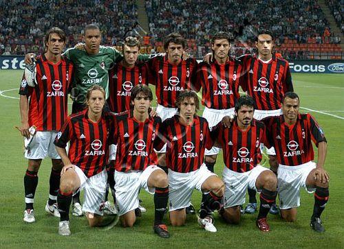 篮球篮网球迷为球队送上支持横幅