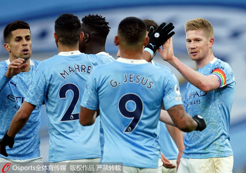 英媒：如果斯洛特下课，利物浦可能让杰拉德担任临时主帅