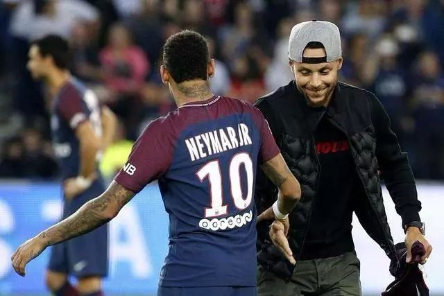 在休斯顿感受如何？杜兰特母亲：他太喜欢这里了，一切都很棒